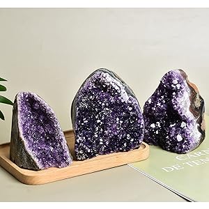 アメジスト　Amethyst from South Korea Jacksons Crossroads Amethyst Twin Crystal Mineral Specimen
